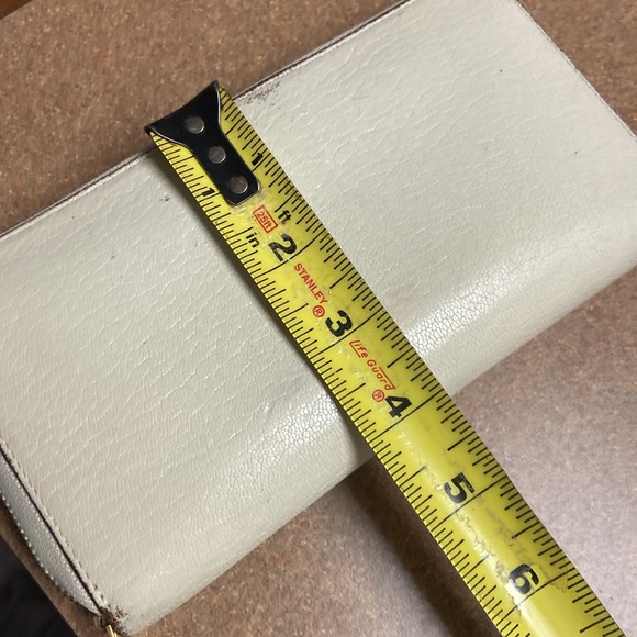 Celine Zippy Wallet - Picture 14 of 15